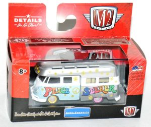 M2 Machines 1959 VW Double Cab Truck USA Model