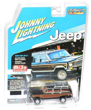 Johnny Lightning Classic Gold 1981 Jeep Wagoneer (Black)