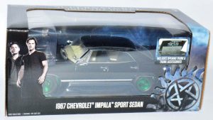 Greenlight Supernatural 1967 Chevrolet Impala Sport Sedan Green Machine 1/24