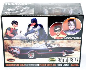 Polar Lights Batman Batmobile Kit 1:25