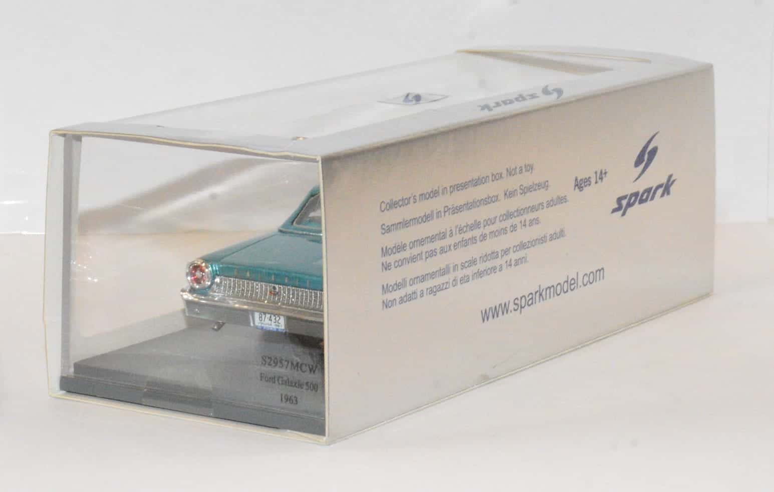 Ford Galaxie 500 1963 バーガンディ 1/43 1963 FORD GALAXIE 500 XL HARD TOP – sunstarmodelcars