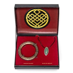 Marvel Studios Shang-Chi and the Legend of the Ten Rings Bracelet and Pendant Set