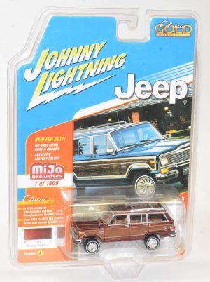 Johnny Lightning Classic Gold 1981 Jeep Wagoneer (Burgundy)