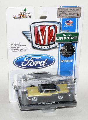 M2 Machines Auto-Drivers 1957 Ford Fairlane 500